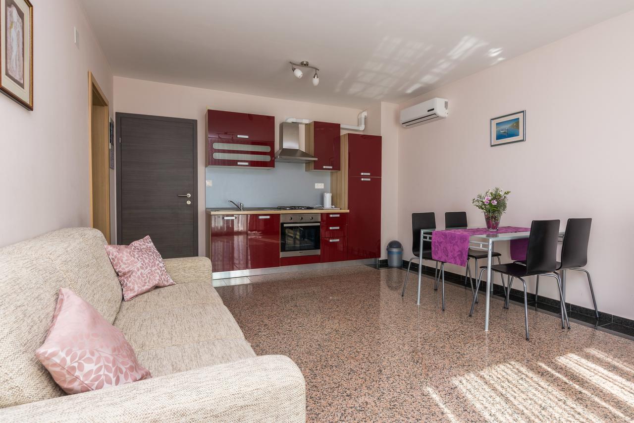 Apartmani Bepo * Sveti Filip i Jakov