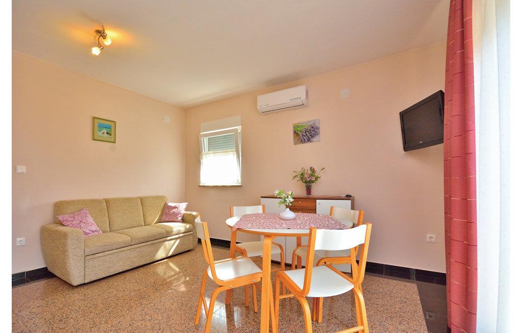 Bepo Apartament Sveti Filip i Jakov